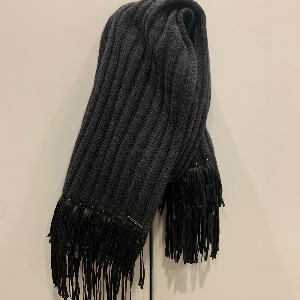 Michael Kors scarf
